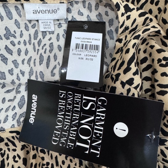 Avenue Leopard Stance High Low Tunic Blouse Plus Size 30/32 - Picture 7 of 7